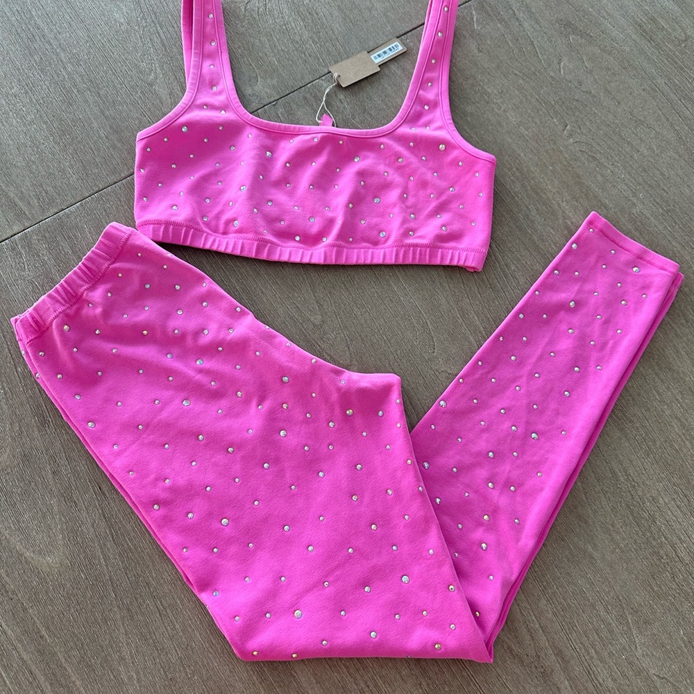 SKIMS Pink Rhinestone set - Picture 4 of 5